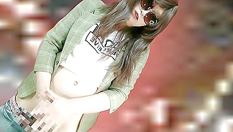 Amateur japanese girl getting fucked hard by a guy