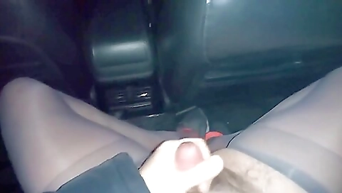 I fuck my boyfriend in the car as he is wearing stockings