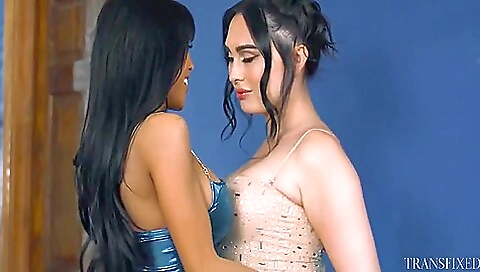 Asian milf is enjoying a deepthroat blowjob and a facial