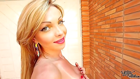 Busty blonde with a very hot pussy enjoys deepthroating